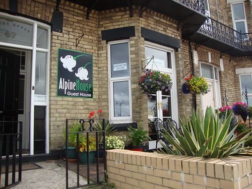 Alpine Guest House Middlesbrough Esterno foto
